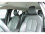 Volvo XC40 T2 Automaat Inscription | Leder Beklede Stoelen | Semi Elektrische trekhaak | Electronic Climate Controle | Voorstoelen + Stuurwiel verwarmend | Voorruit verwarmend / Parkeerklimaat | Achteruitrijcamera | Parkeersensor Voor | Keyless Entry/start | LED Koplampen | Rijstrooksensor Met Correctie | Navigatiesysteem Full Map + Hard Disk |
