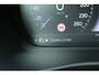 Volvo XC40 T2 Automaat Inscription | Leder Beklede Stoelen | Semi Elektrische trekhaak | Electronic Climate Controle | Voorstoelen + Stuurwiel verwarmend | Voorruit verwarmend / Parkeerklimaat | Achteruitrijcamera | Parkeersensor Voor | Keyless Entry/start | LED Koplampen | Rijstrooksensor Met Correctie | Navigatiesysteem Full Map + Hard Disk |