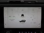 Land Rover Defender 2.0 P300e 110 X-Dynamic SE | Panoramisch schuifdak | Cold Climate & Black Pack | Elek. trekhaak | Comfort Pack | ClearSight |