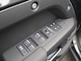 Land Rover Defender 2.0 P300e 110 X-Dynamic SE | Panoramisch schuifdak | Cold Climate & Black Pack | Elek. trekhaak | Comfort Pack | ClearSight |