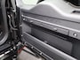 Land Rover Defender 2.0 P300e 110 X-Dynamic SE | Panoramisch schuifdak | Cold Climate & Black Pack | Elek. trekhaak | Comfort Pack | ClearSight |