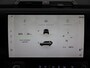 Land Rover Defender 2.0 P300e 110 X-Dynamic SE | Panoramisch schuifdak | Cold Climate & Black Pack | Elek. trekhaak | Comfort Pack | ClearSight |