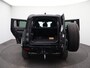 Land Rover Defender 2.0 P300e 110 X-Dynamic SE | Panoramisch schuifdak | Cold Climate & Black Pack | Elek. trekhaak | Comfort Pack | ClearSight |