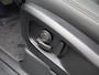 Land Rover Defender 2.0 P300e 110 X-Dynamic SE | Panoramisch schuifdak | Cold Climate & Black Pack | Elek. trekhaak | Comfort Pack | ClearSight |