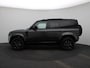 Land Rover Defender 2.0 P300e 110 X-Dynamic SE | Panoramisch schuifdak | Cold Climate & Black Pack | Elek. trekhaak | Comfort Pack | ClearSight |