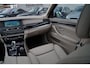 BMW 5-Serie 550i High Executive | M-pakket | Adaptieve cruise | Botswaarschuwing | Trekhaak elektrisch | Schuif/kanteldak | HuD |