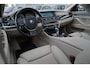 BMW 5-Serie 550i High Executive | M-pakket | Adaptieve cruise | Botswaarschuwing | Trekhaak elektrisch | Schuif/kanteldak | HuD |