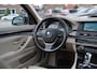 BMW 5-Serie 550i High Executive | M-pakket | Adaptieve cruise | Botswaarschuwing | Trekhaak elektrisch | Schuif/kanteldak | HuD |