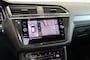 Volkswagen Tiguan 1.4 TSI eHybrid R-Line Business - Pano - Trekhaak - Black Style