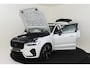 Volvo XC60 II T6 PLUG-IN HYBRID AWD PLUS BLACK EDITION -PANO.DAK|HARMAN/KARDON|LUCHTVERING|HEAD-UP DISP.|ADAP.LED|TREKHAAK|22"