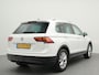Volkswagen Tiguan 1.5 TSI Comfortline Business | Trekhaak | Navigatie | 18 inch | Climate control | Ned. Auto | Dealer onderhouden |