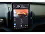 Volvo EX30 Single Motor 50kWh Plus | Stoel- en stuurwiel verwarming | Premium audio by Harman Kardon | Achteruitrijcamera | Apple Carplay/Android auto | Elektrisch bedienbare achterklep | DAB radio | 18 inch lichtmetalen velgen
