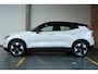 Volvo EX30 Single Motor 50kWh Plus | Stoel- en stuurwiel verwarming | Premium audio by Harman Kardon | Achteruitrijcamera | Apple Carplay/Android auto | Elektrisch bedienbare achterklep | DAB radio | 18 inch lichtmetalen velgen