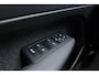 Volvo XC40 2.0 B3 Plus Dark | Harman Kardon | Panoramadak | Lederen bekleding | 360graden camera | Adaptieve Cruise Control | Stoel- stuur verwarming | Pilot Assist | Lane Keeping Aid | Achteruitrijcamera | Google-multimediasysteem | Elektrisch bedienbare achterklep | keyless entry en start | automatisch dimmende binnen- en buitenspiegels