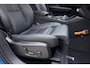 Volvo XC40 2.0 B3 Plus Dark | Harman Kardon | Panoramadak | Lederen bekleding | 360graden camera | Adaptieve Cruise Control | Stoel- stuur verwarming | Pilot Assist | Lane Keeping Aid | Achteruitrijcamera | Google-multimediasysteem | Elektrisch bedienbare achterklep | keyless entry en start | automatisch dimmende binnen- en buitenspiegels