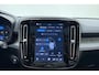 Volvo XC40 2.0 B3 Plus Dark | Harman Kardon | Panoramadak | Lederen bekleding | 360graden camera | Adaptieve Cruise Control | Stoel- stuur verwarming | Pilot Assist | Lane Keeping Aid | Achteruitrijcamera | Google-multimediasysteem | Elektrisch bedienbare achterklep | keyless entry en start | automatisch dimmende binnen- en buitenspiegels