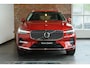 Volvo XC60 T6 Plug-in hybrid AWD Inscription Exclusive | Head-up Display | Adaptive Cruise Control | 360° Parkeercamera | Harman Kardon Premium Audio | 20'' Lichtmetalen velgen | Stuurwielverwarming | Electrische bedienbare voorstoelen