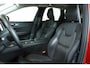 Volvo XC60 T6 Plug-in hybrid AWD Inscription Exclusive | Head-up Display | Adaptive Cruise Control | 360° Parkeercamera | Harman Kardon Premium Audio | 20'' Lichtmetalen velgen | Stuurwielverwarming | Electrische bedienbare voorstoelen