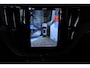 Volvo XC60 T6 Plug-in hybrid AWD Inscription Exclusive | Head-up Display | Adaptive Cruise Control | 360° Parkeercamera | Harman Kardon Premium Audio | 20'' Lichtmetalen velgen | Stuurwielverwarming | Electrische bedienbare voorstoelen