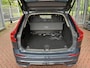Volvo XC60 2.0 T6 Plug-in hybrid AWD Ultimate Dark 350PK | Panoramadak | Harman/Kardon | Dodehoekassistent | 360 ° Camera | Elektrische Trekhaak