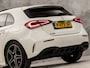 Mercedes-Benz A-klasse 180 AMG Sport Automaat (SCHUIFDAK, SFEERVERLICHTING, GROOT NAVI, LEDER/ALCANTARA, CAMERA, SPORTSTOELEN, STOELVERWARMING, GETINT GLAS, NIEUWSTAAT)