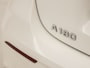 Mercedes-Benz A-klasse 180 AMG Sport Automaat (SCHUIFDAK, SFEERVERLICHTING, GROOT NAVI, LEDER/ALCANTARA, CAMERA, SPORTSTOELEN, STOELVERWARMING, GETINT GLAS, NIEUWSTAAT)