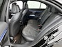 Mercedes-Benz E-klasse 300 e Business Solution AMG | Comfortpakket Plus | Winterpakket | Nightpakket | Parkeerpakket | Trekhaak | Panoramaschuifdak | 360° camera | Warmtewerend, donkergetint glas | 19-inch vijfspaak AMG velgen |