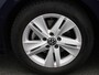 Volkswagen Golf 1.0 TSI Life Business 110 PK| Origineel Nederlands | 1e Eigenaar | Dealeronderhouden | Navigatie | Bestuurdersstoel Elektrisch | Stoelverwarming | Stuurwielverwarming | Parkeersensoren | LED Plus | Artvelours