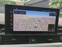 Audi A4 Avant 35 TFSI S edition / Digitaal dashboard / Navigatie / App connect / Zwenkbare trekhaak / Lichtmetaal 18 inch /