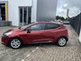 Renault Clio TCe 90 Limited l AIRCO l NAVIGATIE l PARKEERSENSOREN l DEALER ONDERHOUDEN