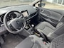 Renault Clio TCe 90 Limited l AIRCO l NAVIGATIE l PARKEERSENSOREN l DEALER ONDERHOUDEN