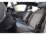 Volkswagen Tiguan Allspace 2.0 TSI 4Motion R-Line 7p 7 zits r-line in en exterieur panoramadak 20" LMV Suzuka head up display discover pro navi digital cockpit pro area view rondom zicht camera verwarmbare voorruit stoelverwarming elektrische achterklep keyless entry wegklapbare trekhaak side assist keyless entry VW Dealer onderhouden