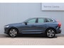 Volvo XC60 B5 Momentum Pro | Stoelverwarming | Parkeerverwarming | Parkeercamera | Keyless Entree | Comfortstoelen | Lederen Bekleding | Parkeersensoren voor + achter | 19'' Lichtmetalen velgen |