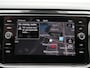 Volkswagen T-Roc 1.5 TSI 150PK R-Line automaat | Side Assist | Trekhaak | Navigatie | Led Koplampen | Stoelverwarming |