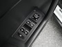 Volkswagen T-Roc 1.5 TSI 150PK R-Line automaat | Side Assist | Trekhaak | Navigatie | Led Koplampen | Stoelverwarming |