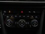 Volkswagen T-Roc 1.5 TSI 150PK R-Line automaat | Side Assist | Trekhaak | Navigatie | Led Koplampen | Stoelverwarming |
