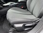 Peugeot 208 1.2 Hybrid 110 PK Allure Automaat | Hybride Automaat | Navigatie via Telefoon | Climate Control | Cruise Control | Parkeersensoren V+A | LED Verlichting | Draadloze Apple Carplay / Android Auto | 16" Lichtmetalen Velgen |