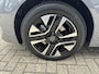 Peugeot 208 1.2 Hybrid 110 PK Allure Automaat |  Hybride Automaat | Navigatie via Telefoon | Climate Control | Cruise Control | Parkeersensoren V+A | LED Verlichting | Draadloze Apple Carplay / Android Auto | 16" Lichtmetalen Velgen |