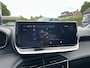 Peugeot 208 1.2 Hybrid 110 PK Allure Automaat |  Hybride Automaat | Navigatie via Telefoon | Climate Control | Cruise Control | Parkeersensoren V+A | LED Verlichting | Draadloze Apple Carplay / Android Auto | 16" Lichtmetalen Velgen |
