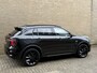 Lynk & Co 01 1.5 PHEV 261pk | Blackline | Zwarte hemel | 360 camera | Rolhoes | Panoramadak | Adaptieve cruise | Apple CarPlay | Stoelverwarming | Infinity sound | Keyless | Full-LED | Elektrische achterklep