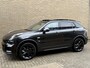 Lynk & Co 01 1.5 PHEV 261pk | Blackline | Zwarte hemel | 360 camera | Rolhoes | Panoramadak | Adaptieve cruise | Apple CarPlay | Stoelverwarming | Infinity sound | Keyless | Full-LED | Elektrische achterklep