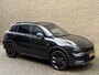 Lynk & Co 01 1.5 PHEV 261pk | Blackline | Zwarte hemel | 360 camera | Rolhoes | Panoramadak | Adaptieve cruise | Apple CarPlay | Stoelverwarming | Infinity sound | Keyless | Full-LED | Elektrische achterklep