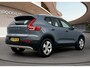 Volvo XC40 2.0 T4 Momentum Pro | Trekhaak | Lederen bekleding | PDC V+A en Camera | Harmen & Kardon | Elektrische achterklep |