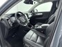 Volvo XC40 2.0 T4 Momentum Pro | Trekhaak | Lederen bekleding | PDC V+A en Camera | Harmen & Kardon | Elektrische achterklep |