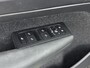 Volvo XC40 2.0 T4 Momentum Pro | Trekhaak | Lederen bekleding | PDC V+A en Camera | Harmen & Kardon | Elektrische achterklep |
