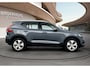 Volvo XC40 2.0 T4 Momentum Pro | Trekhaak | Lederen bekleding | PDC V+A en Camera | Harmen & Kardon | Elektrische achterklep |