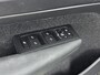 Volvo XC40 2.0 T4 Momentum Pro | Trekhaak | Lederen bekleding | PDC V+A en Camera | Harmen & Kardon | Elektrische achterklep |