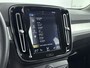 Volvo XC40 2.0 T4 Momentum Pro | Trekhaak | Lederen bekleding | PDC V+A en Camera | Harmen & Kardon | Elektrische achterklep |