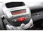 Toyota Aygo 1.0-12V Comfort | Airco | Elektrische ramen | APK 06-2027