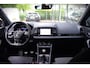 Skoda Karoq 1.5 TSI ACT Sportline Business met TREKHAAK|NAVIGA